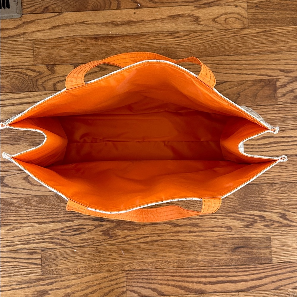 Spartina 449 Tote - Picture 8 of 9